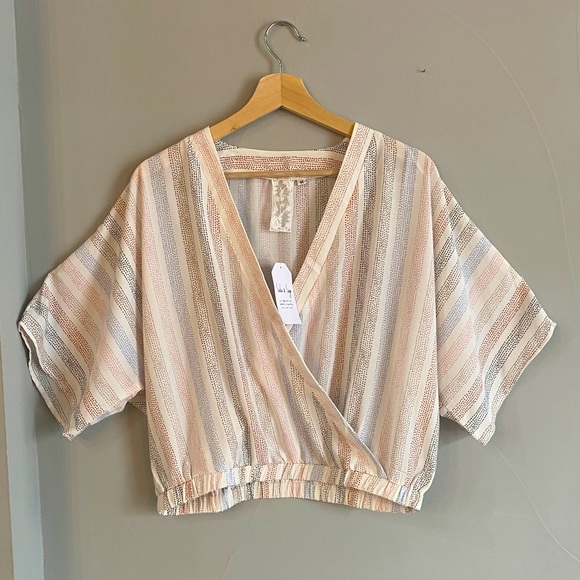 Sadie and Sage Surpliced Crop Top - Picture 2 of 4